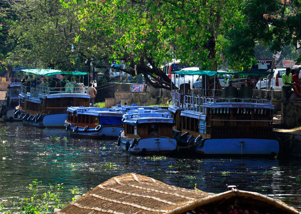 Alleppey Day Tour – Kochi City Pickup